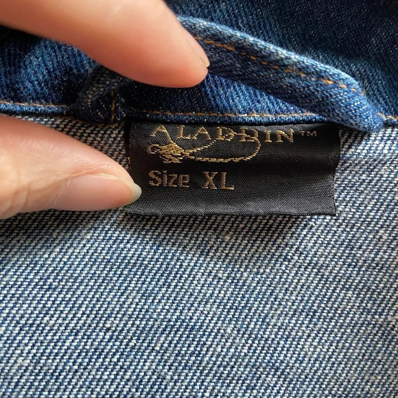 Vintage Aladdin Casino Las Vegas Embroidered Denim Jean Jacket XL Unisex - Picture 7 of 9